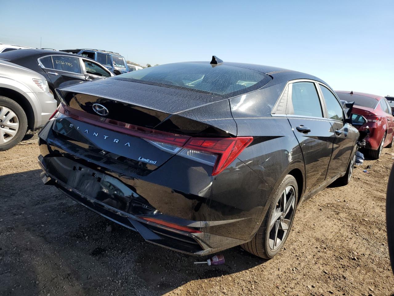 2023 Hyundai Elantra Limited - Фото 3