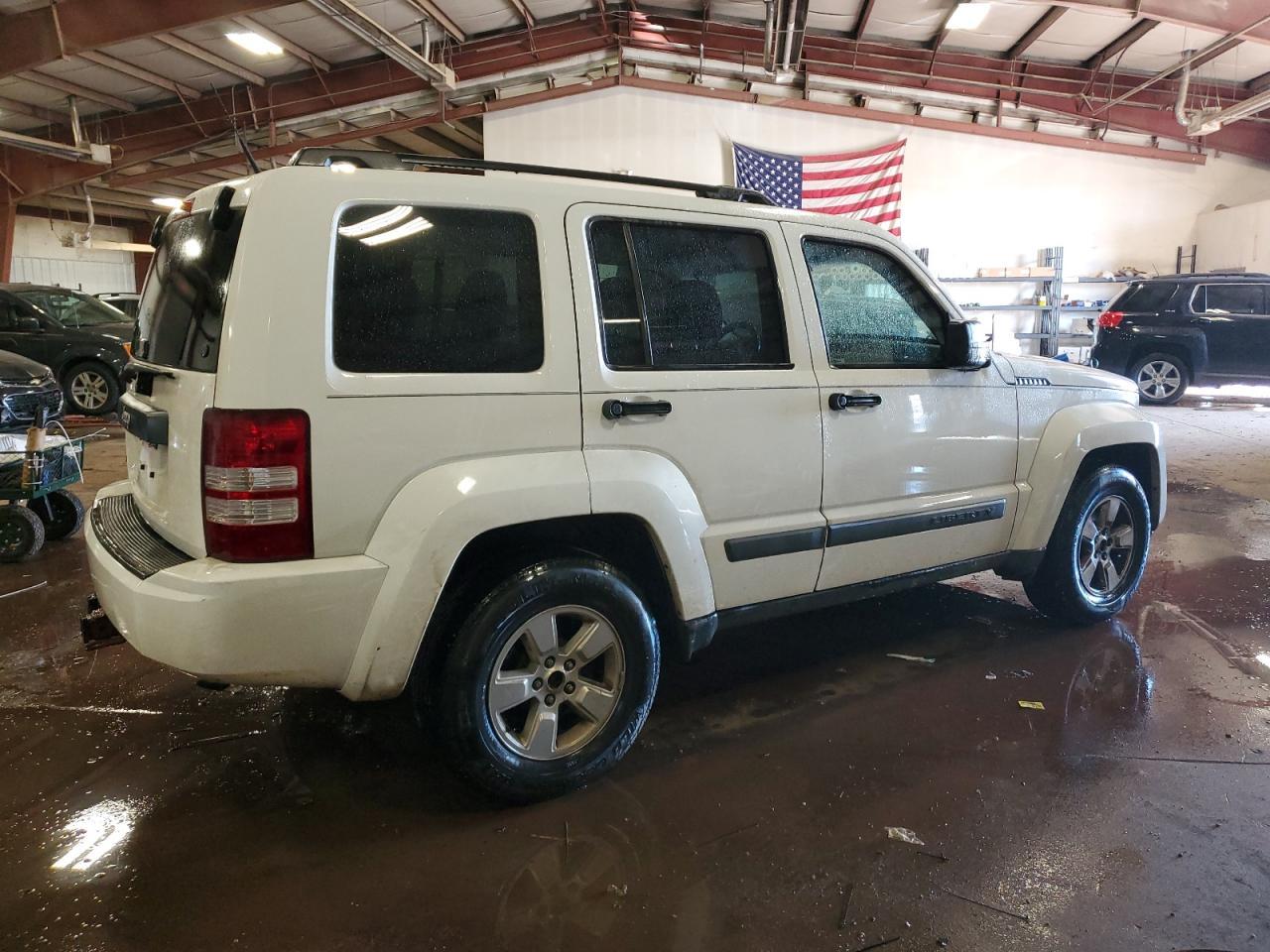 2011 Jeep Liberty Sport - Image 3