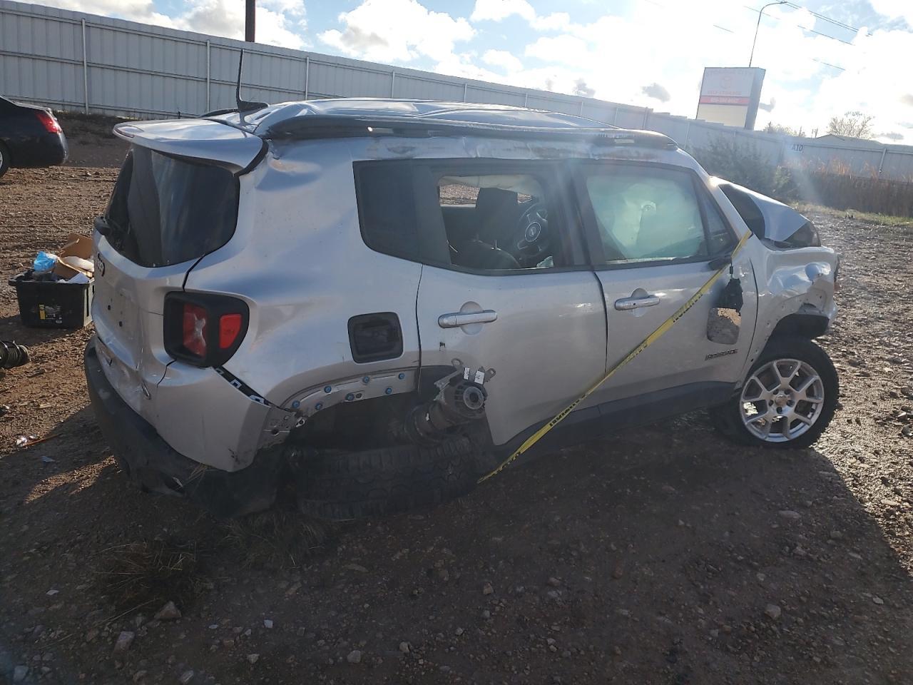 2021 Jeep Renegade Latitude - Фото 3