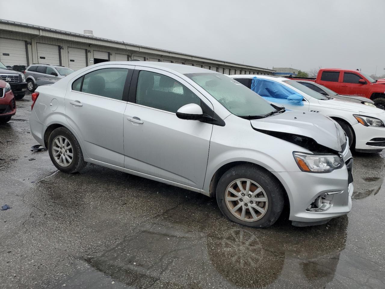 2020 Chevrolet Sonic Lt - Image 4