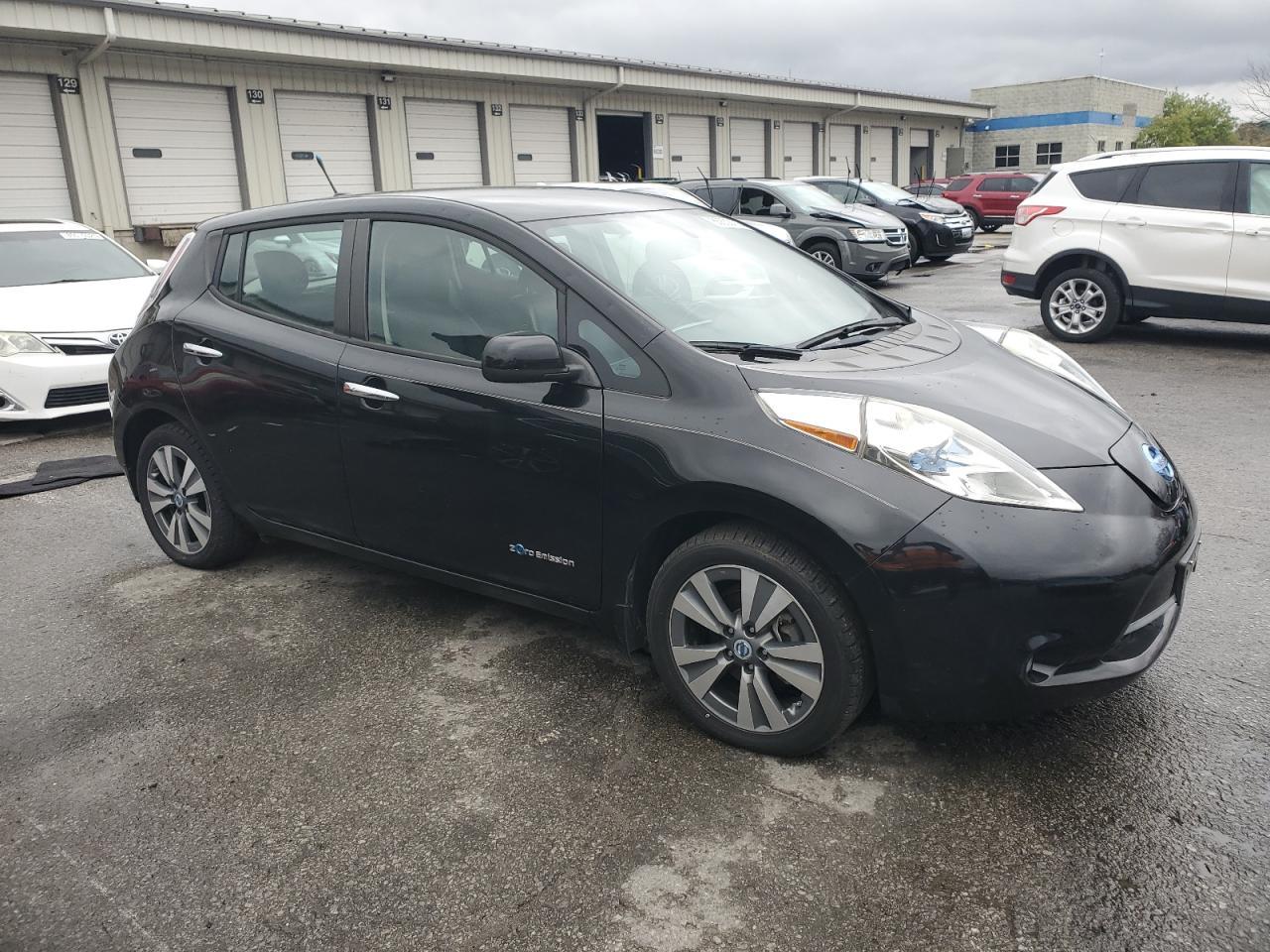 2013 Nissan Leaf S - Фото 4