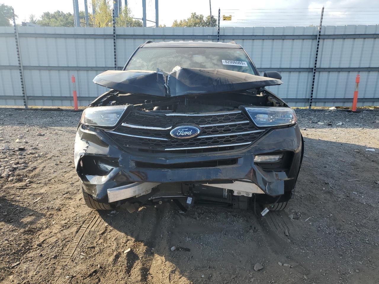2021 Ford Explorer Xlt - Image 5