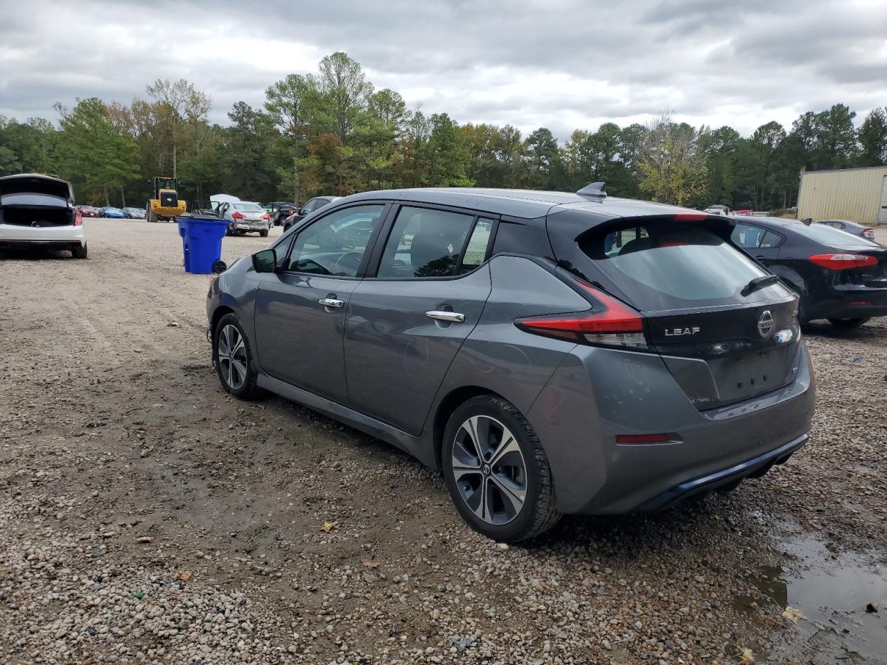 2020 Nissan Leaf Sv - Image 2