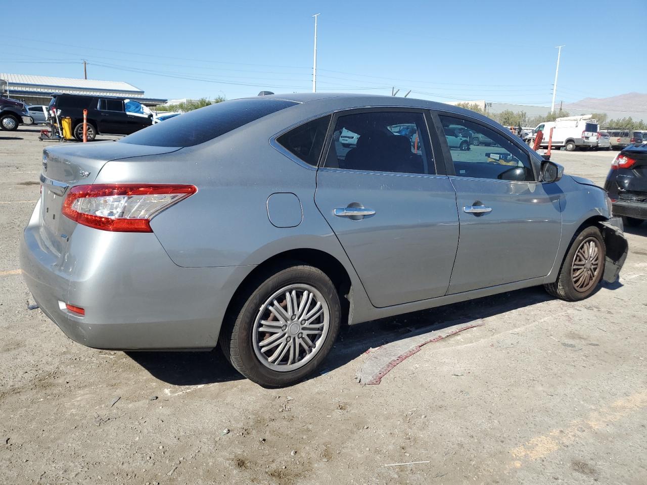 2014 Nissan Sentra S - Фото 3