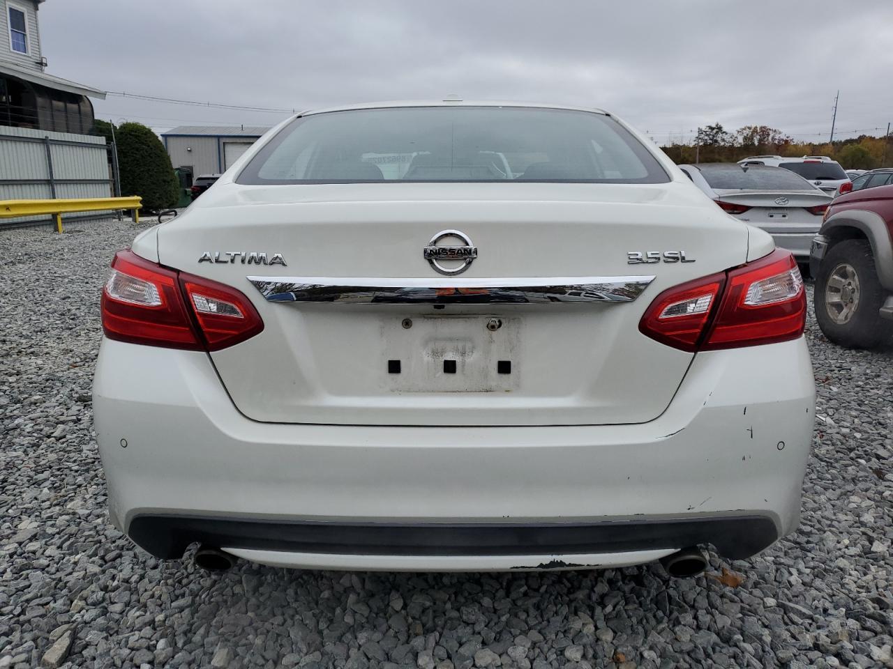 2017 Nissan Altima 3.5Sl - Image 6