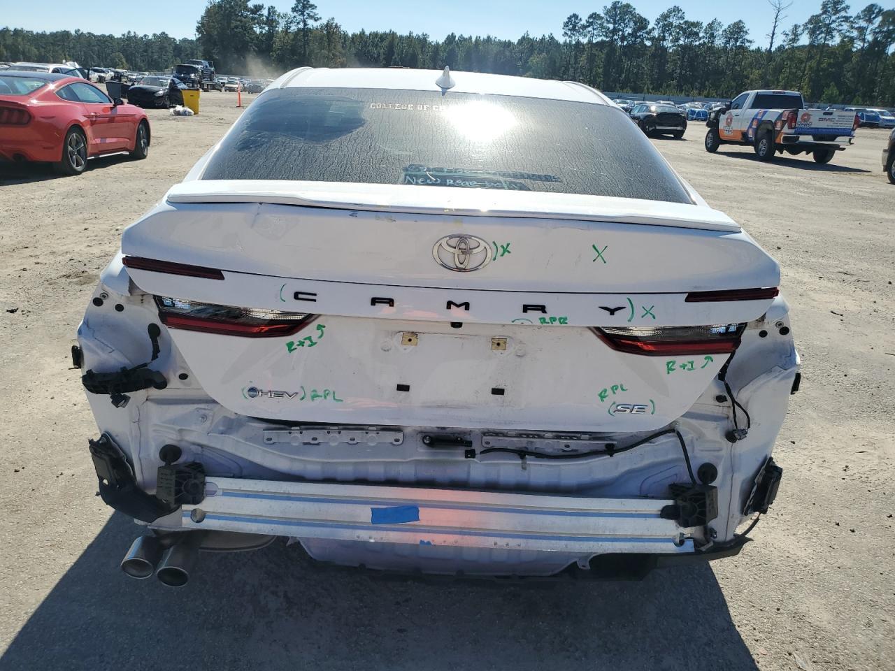 2025 Toyota Camry Xse - Фото 6
