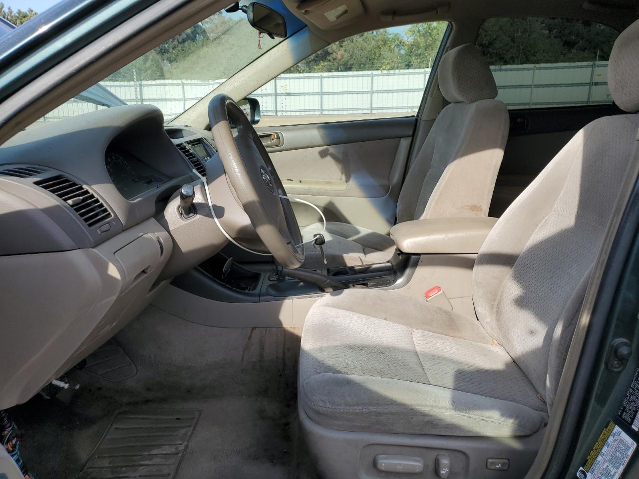 2004 Toyota Camry Le - Фото 7