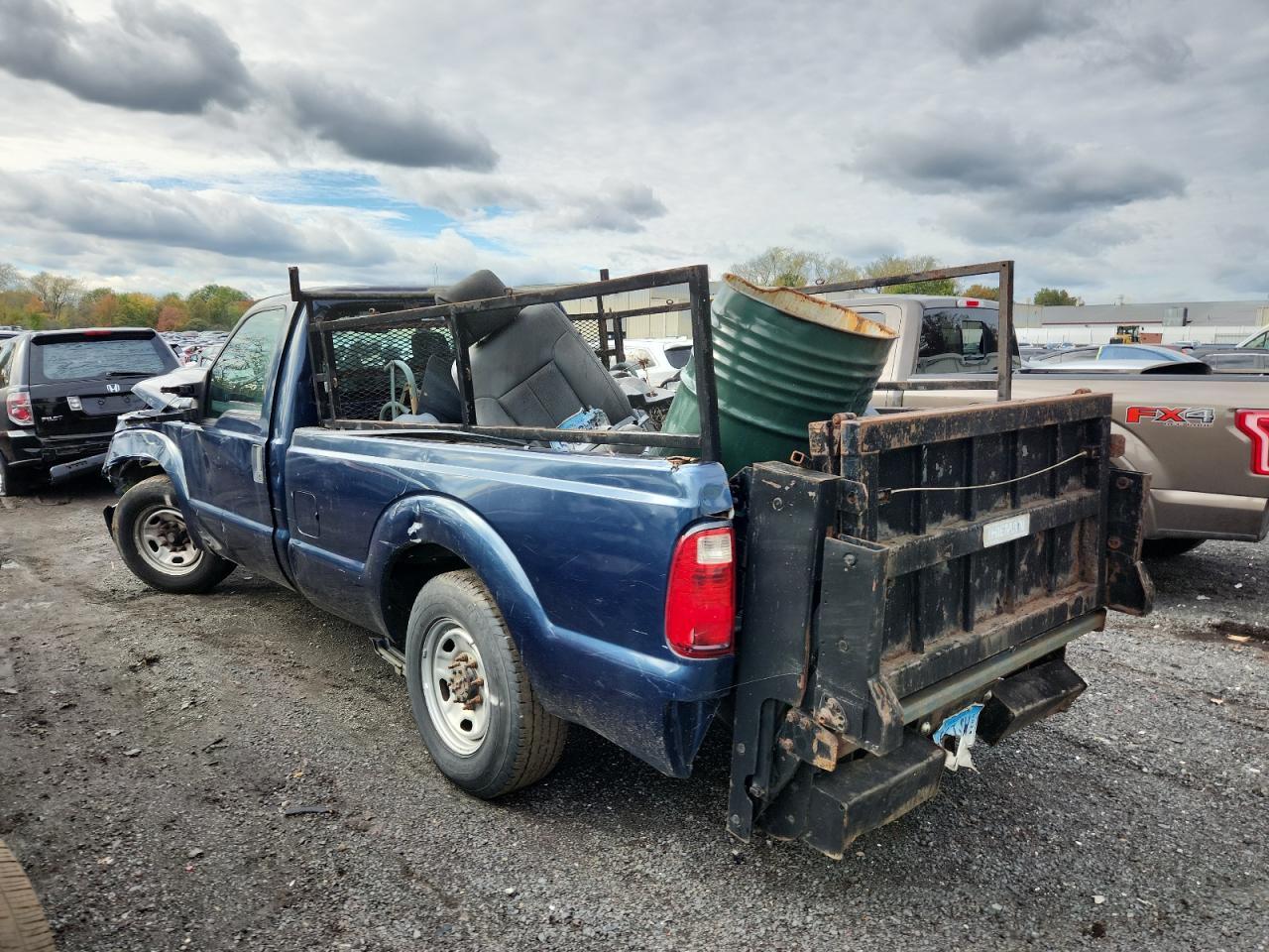 2013 Ford F250 Super Duty - Фото 2