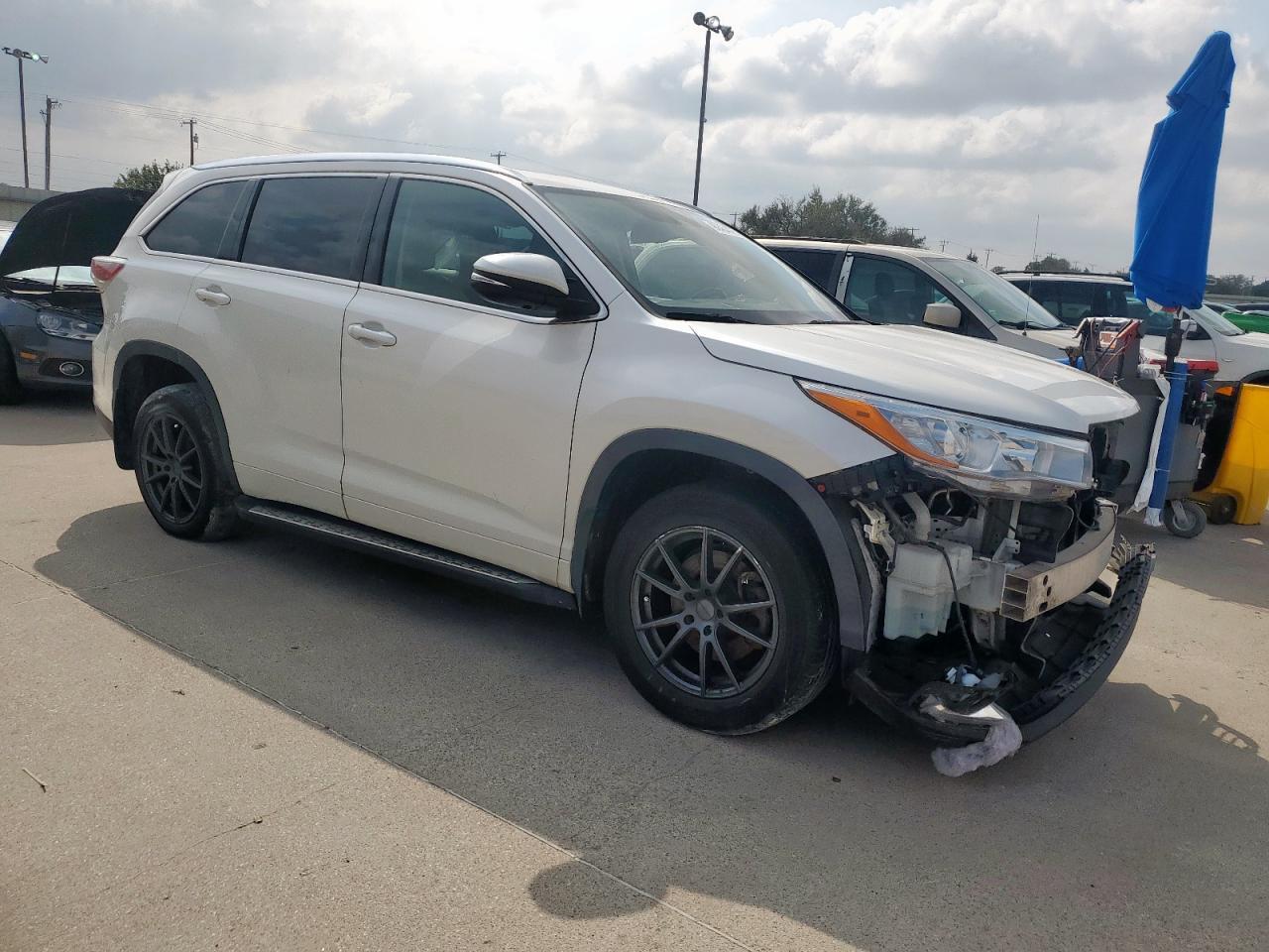 2014 Toyota Highlander Limited - Image 4