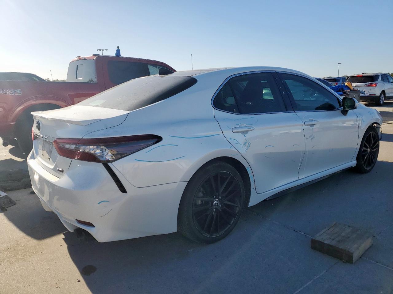 2021 Toyota Camry Xse - Фото 3