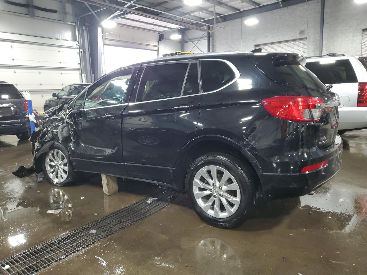 2018 Buick Envision Essence - Image 2