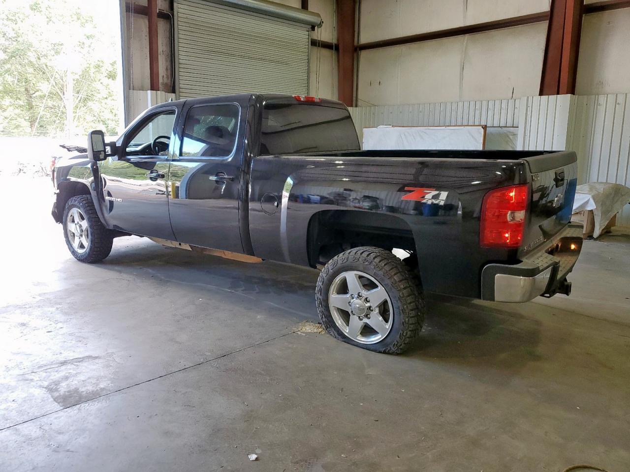 2011 Chevrolet Silverado K2500 Heavy Duty Ltz - Image 2