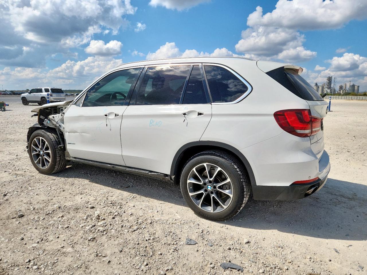 2017 BMW X5 xDrive35I - Image 2