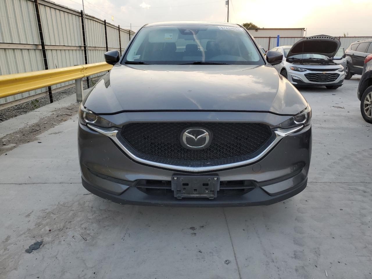 2020 Mazda Cx-5 Touring - Image 5