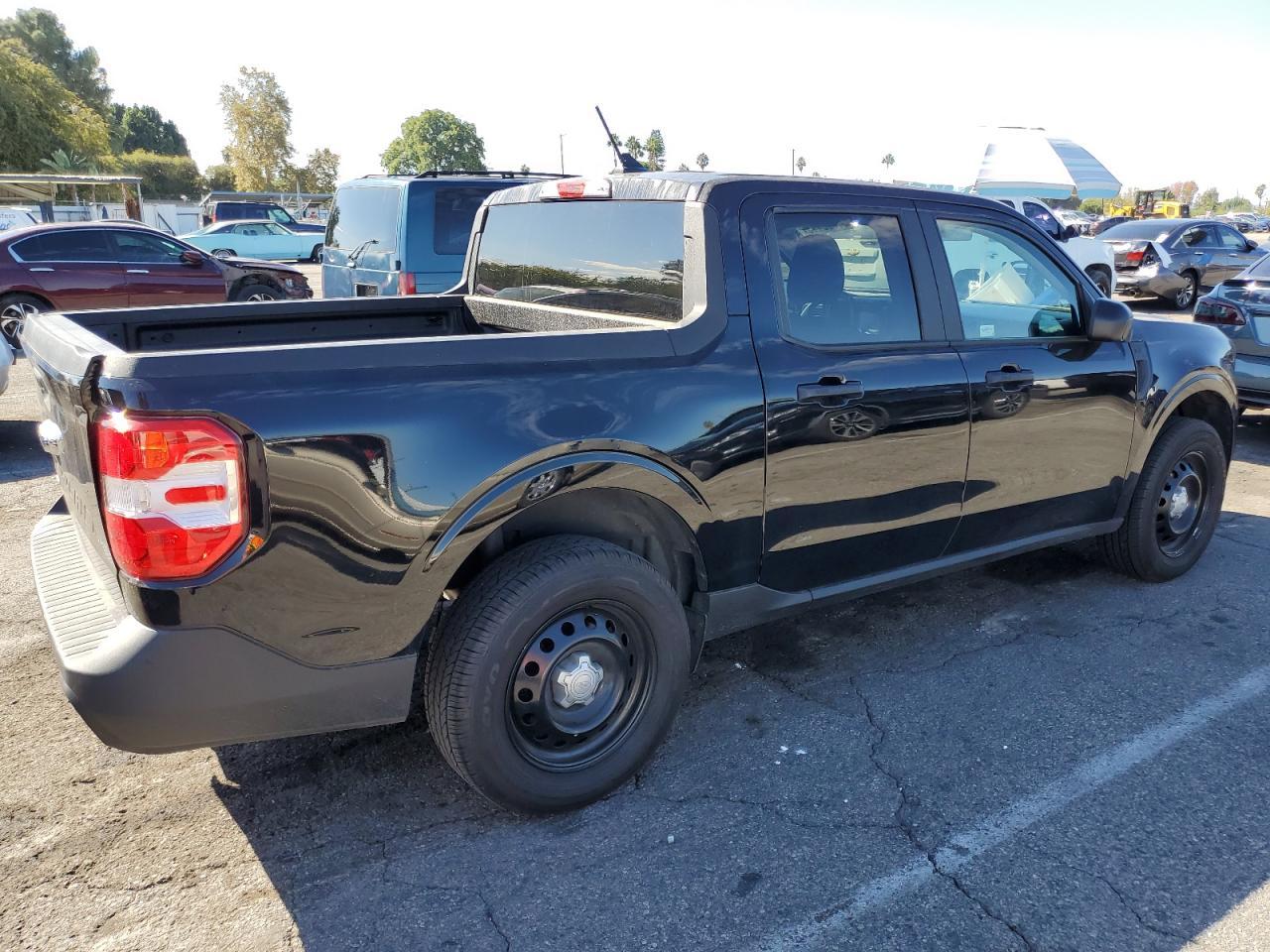 2023 Ford Maverick Xl - Image 3