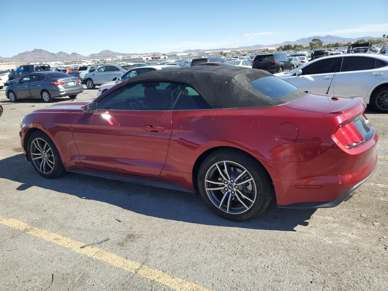 2017 Ford Mustang - Фото 2