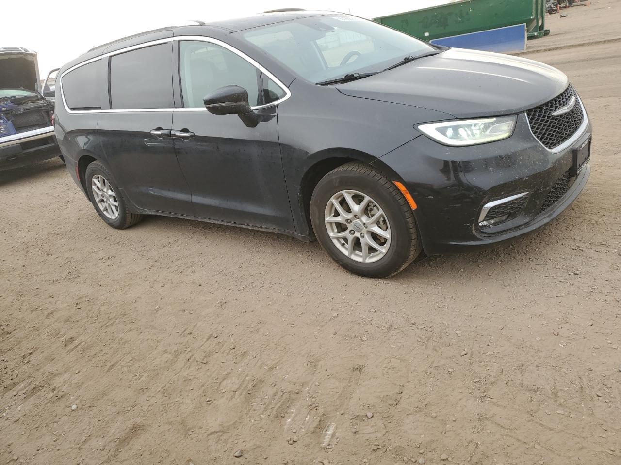 2021 Chrysler Pacifica Touring L - Image 4