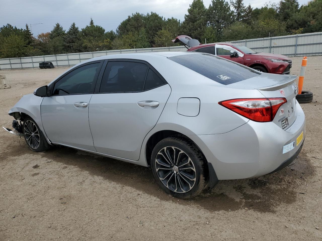 2015 Toyota Corolla L - Фото 2