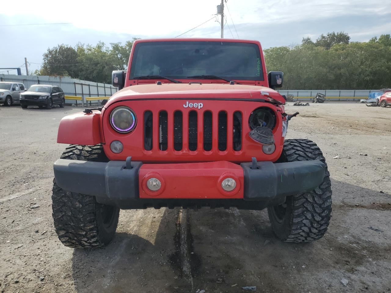 2015 Jeep Wrangler Unlimited Sahara - Фото 5