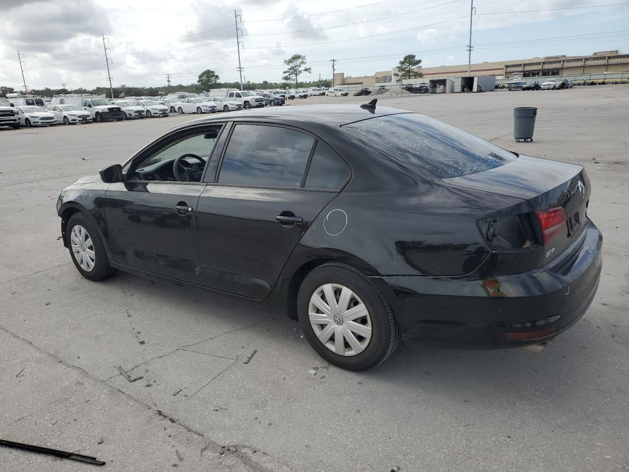 2016 Volkswagen Jetta S - Image 2