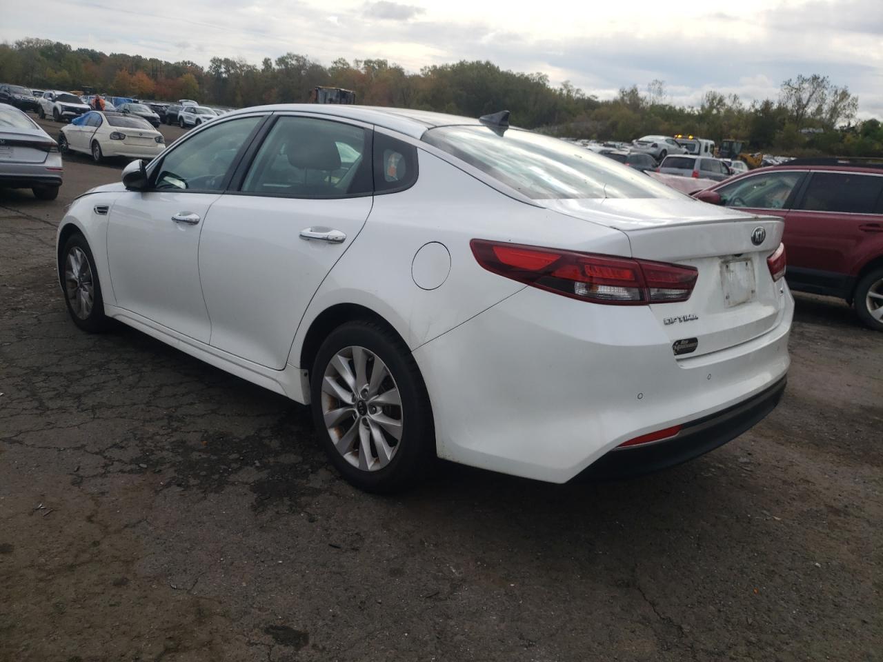 2018 Kia Optima Lx - Фото 2
