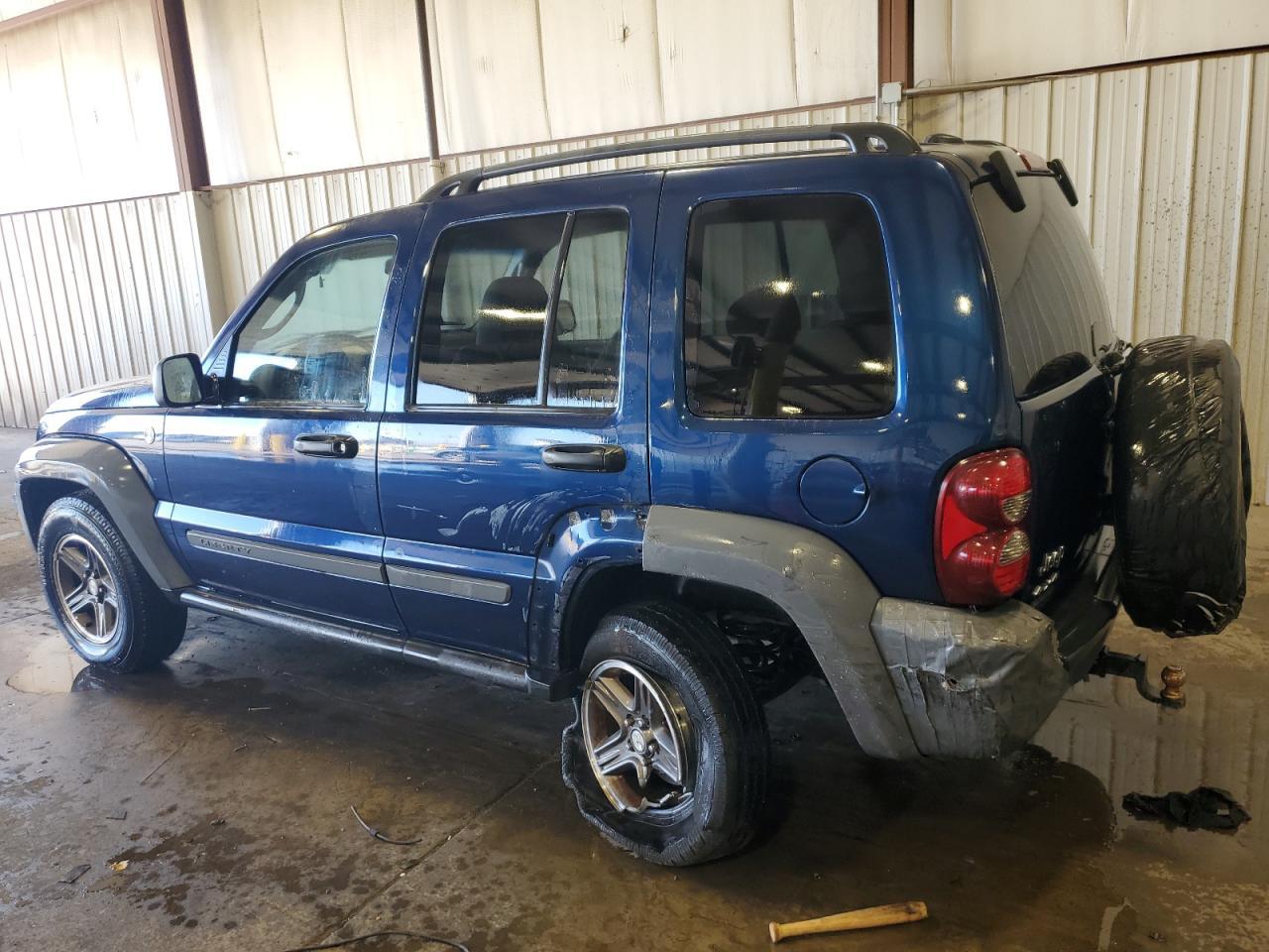 2005 Jeep Liberty Sport - Фото 2
