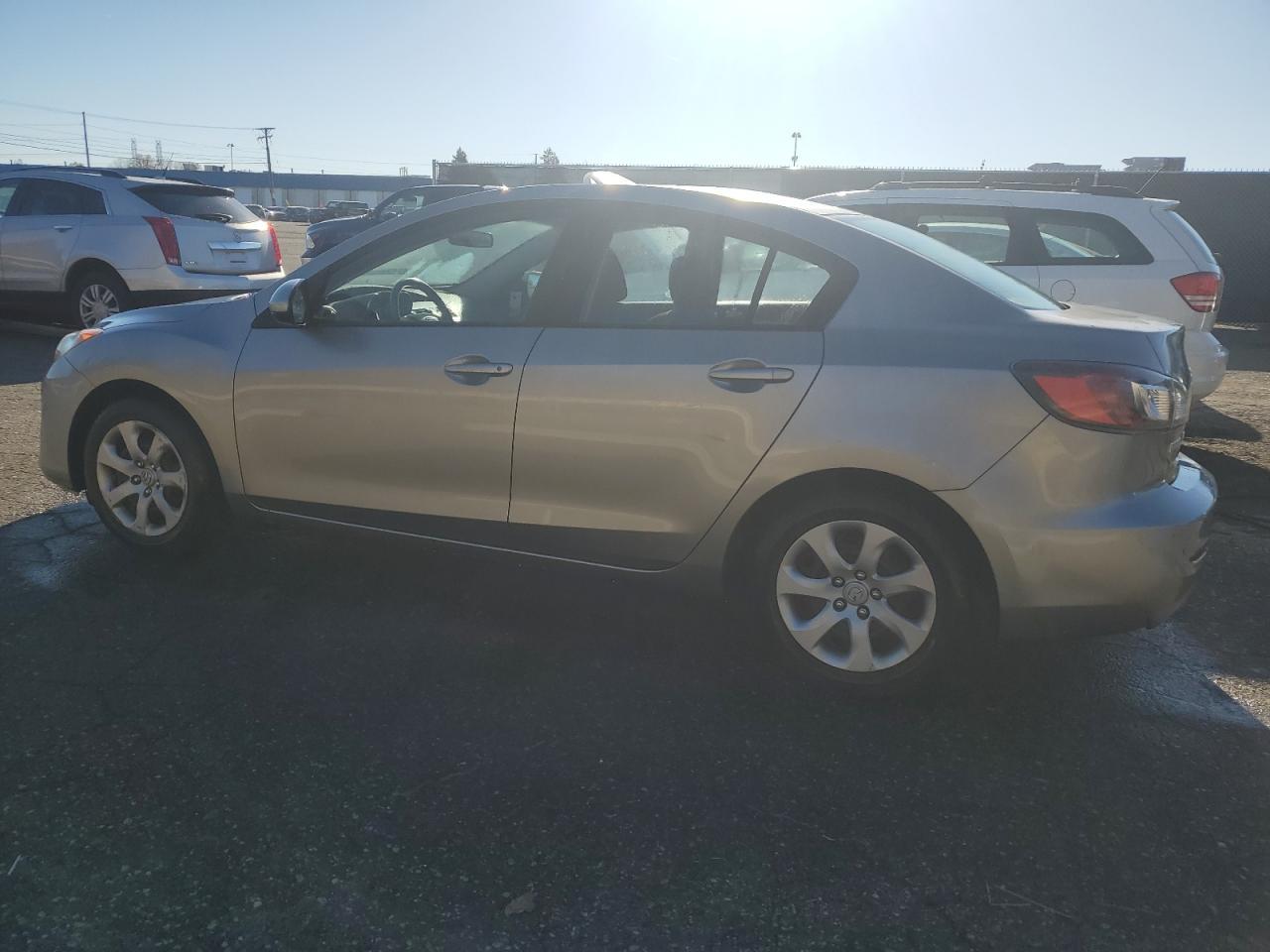 2012 Mazda 3 I - Фото 2