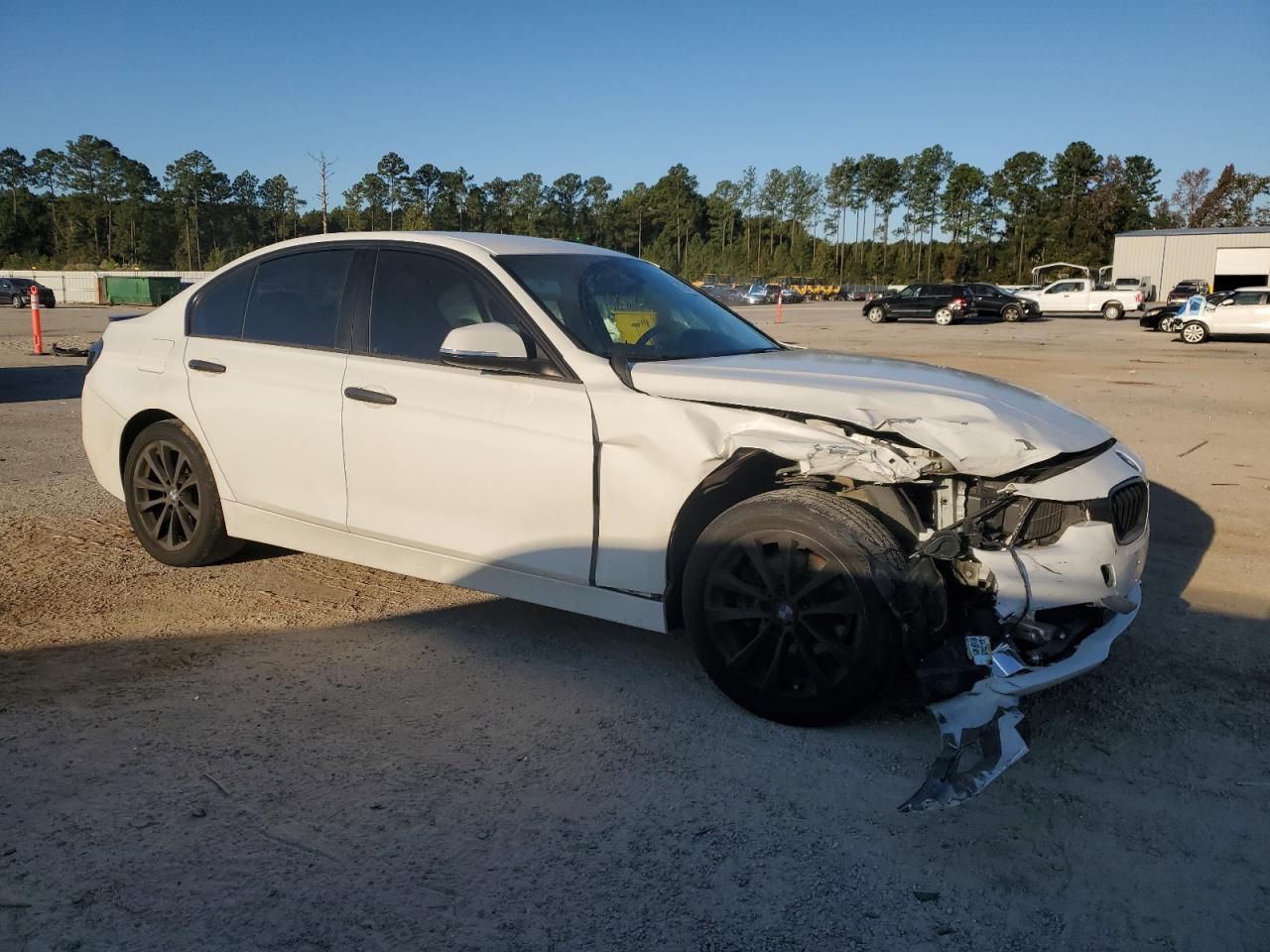 2016 BMW 320 I - Фото 4