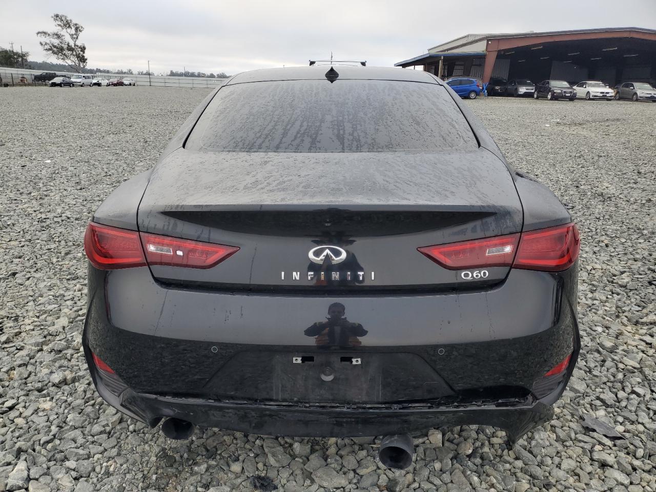 2021 Infiniti Q60 Luxe - Фото 6