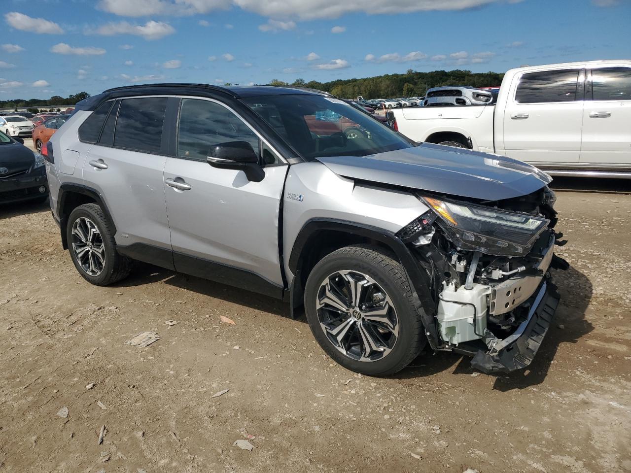 2023 Toyota Rav4 Prime Xse - Image 4