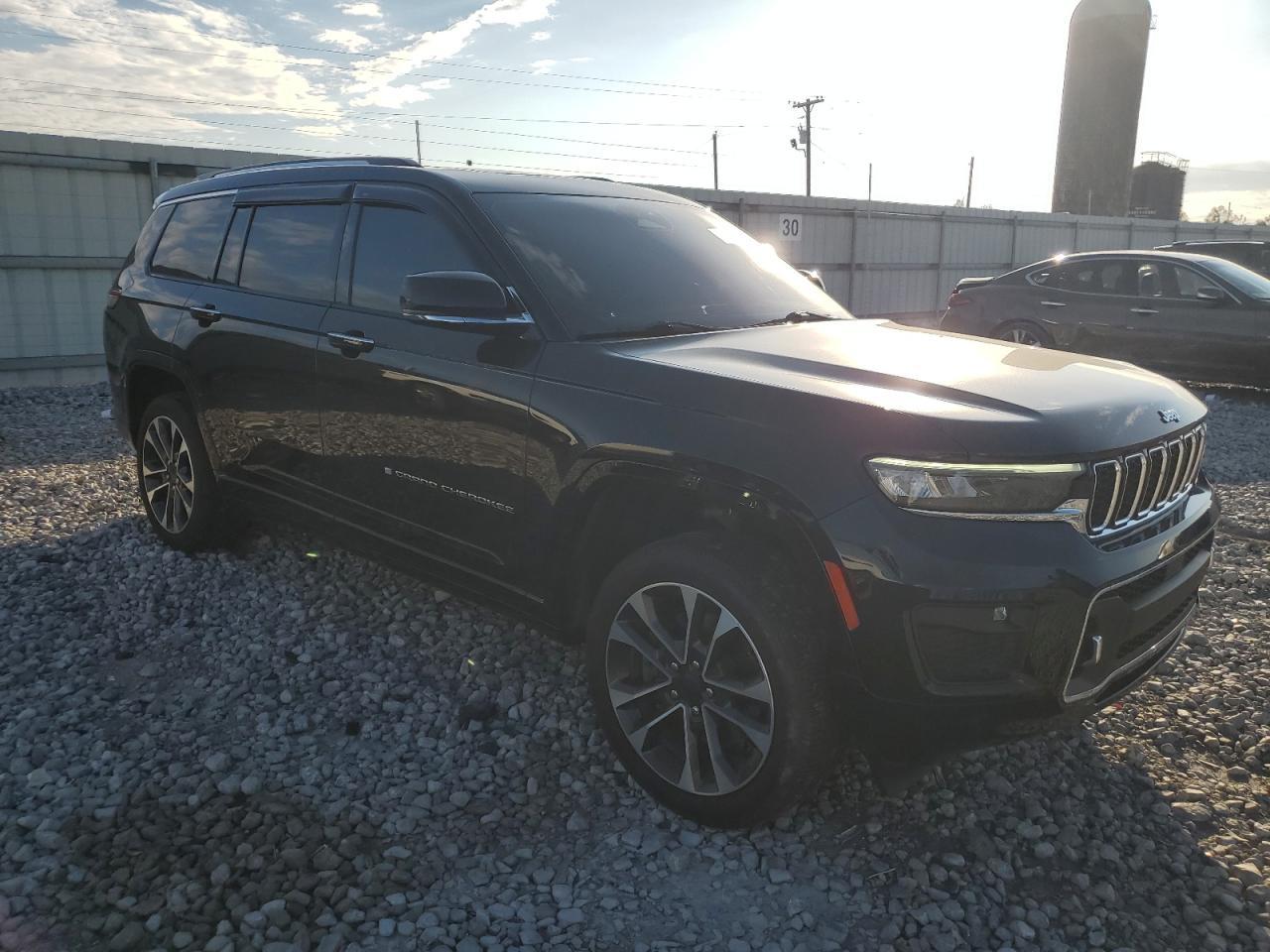 2021 Jeep Grand Cherokee L Overland - Image 4