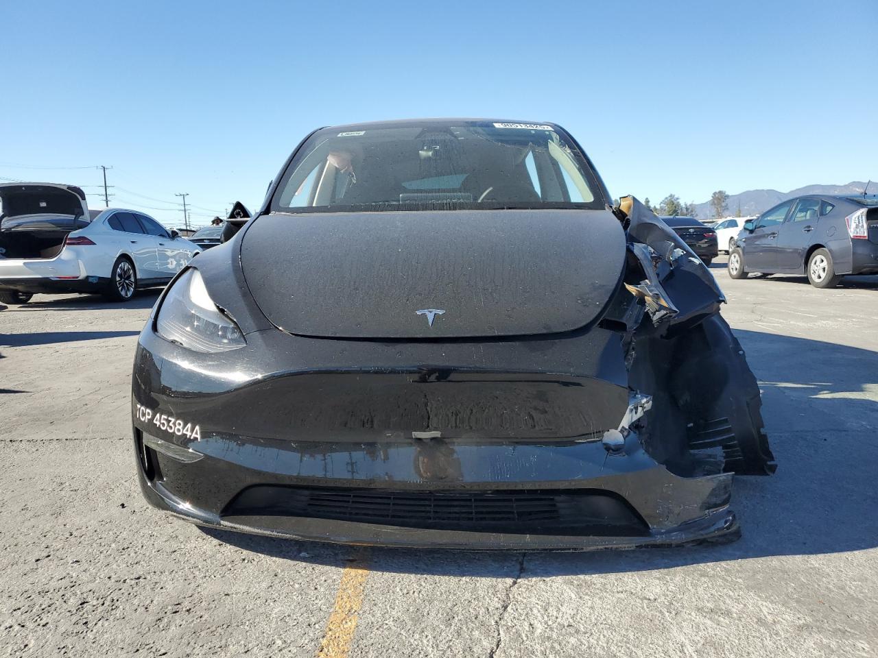 2024 Tesla Y - Фото 5