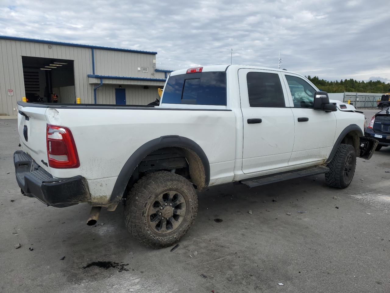 2024 Ram 2500 Tradesman - Фото 3