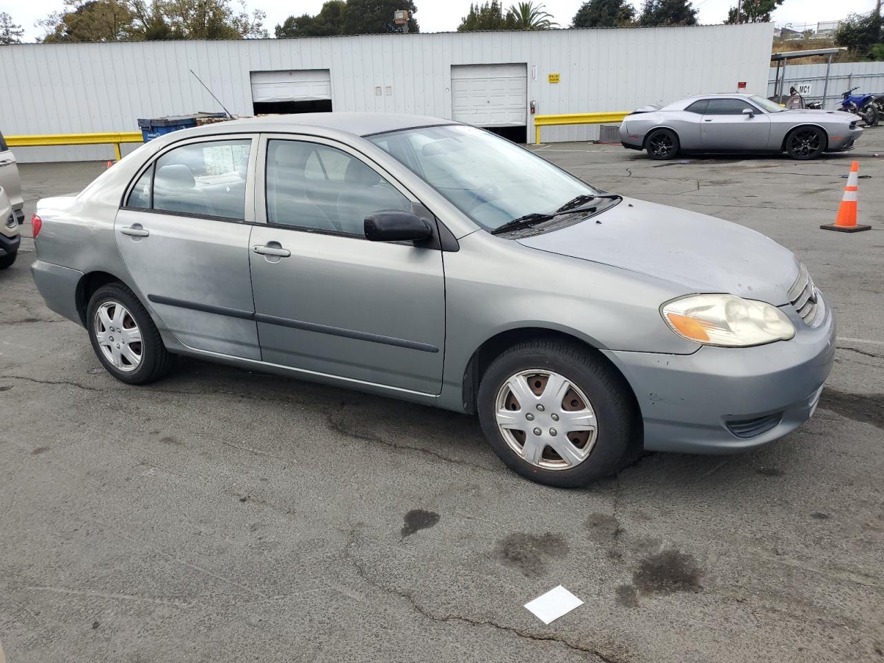 2003 Toyota Corolla Ce - Image 4