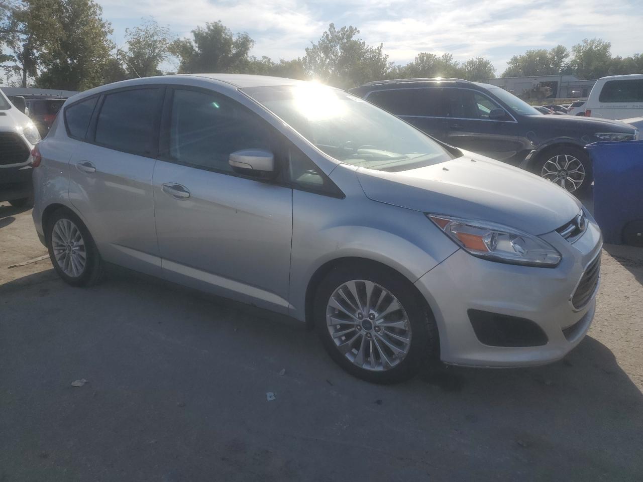 2018 Ford C-Max Se - Фото 4