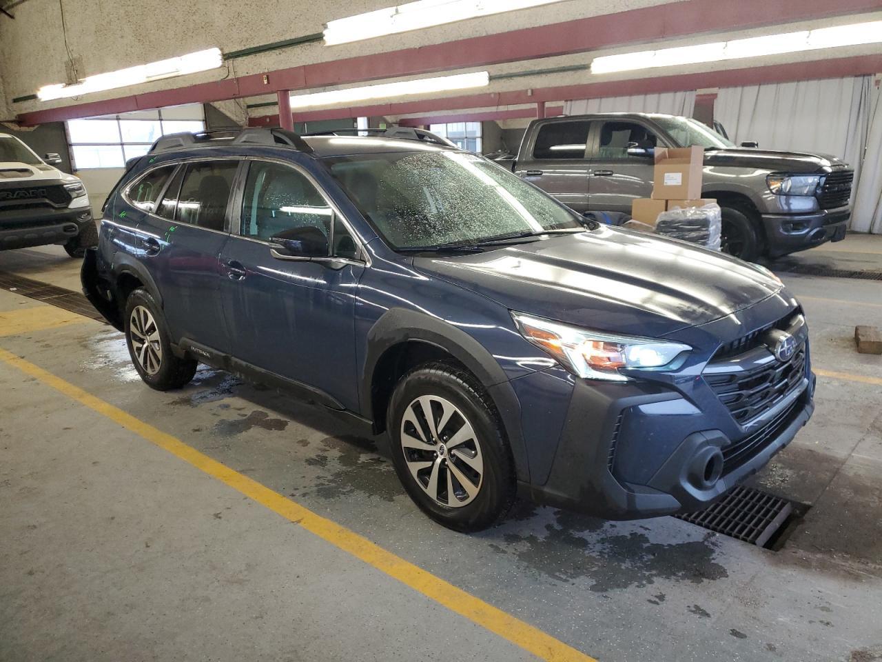 2025 Subaru Outback Premium - Фото 4