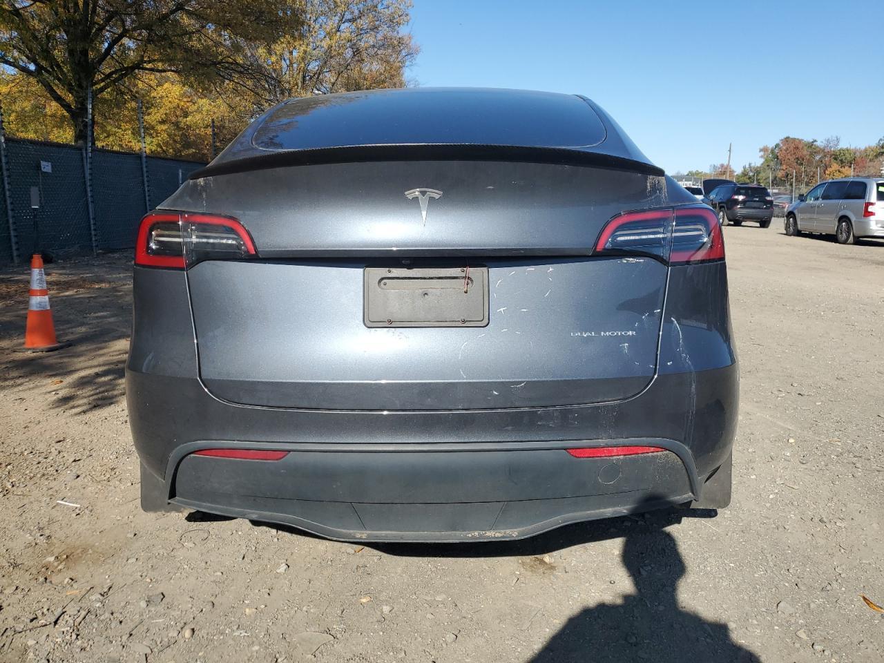 2023 Tesla Model Y - Image 6