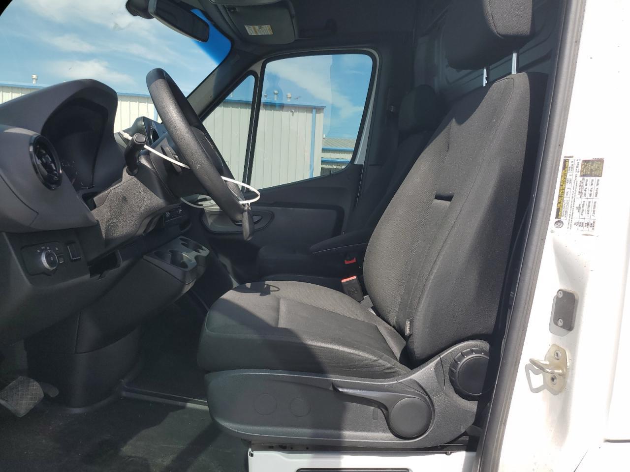 2019 Mercedes Benz Sprinter 2500/3500 - Image 7