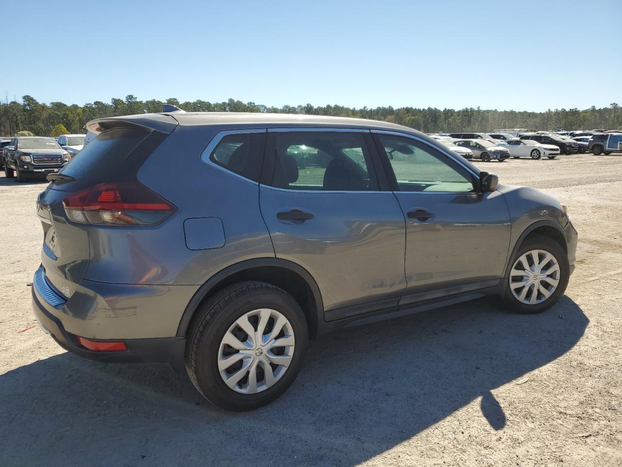2019 Nissan Rogue - Image 3