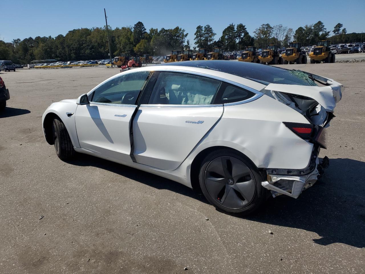 2018 Tesla Model 3 - Image 2