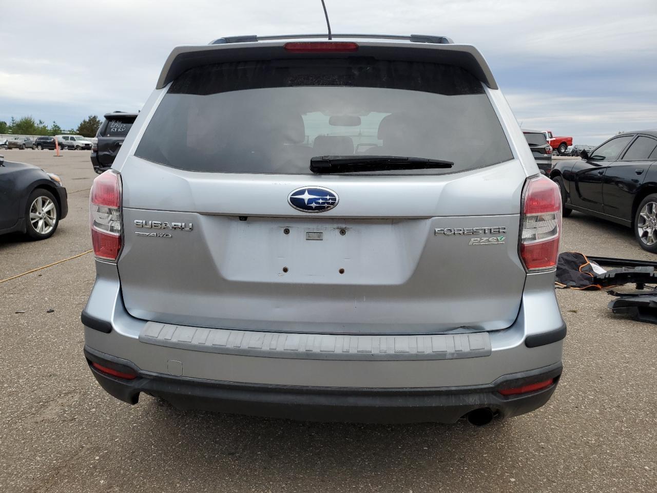 2014 Subaru Forester 2.5I Touring - Image 6