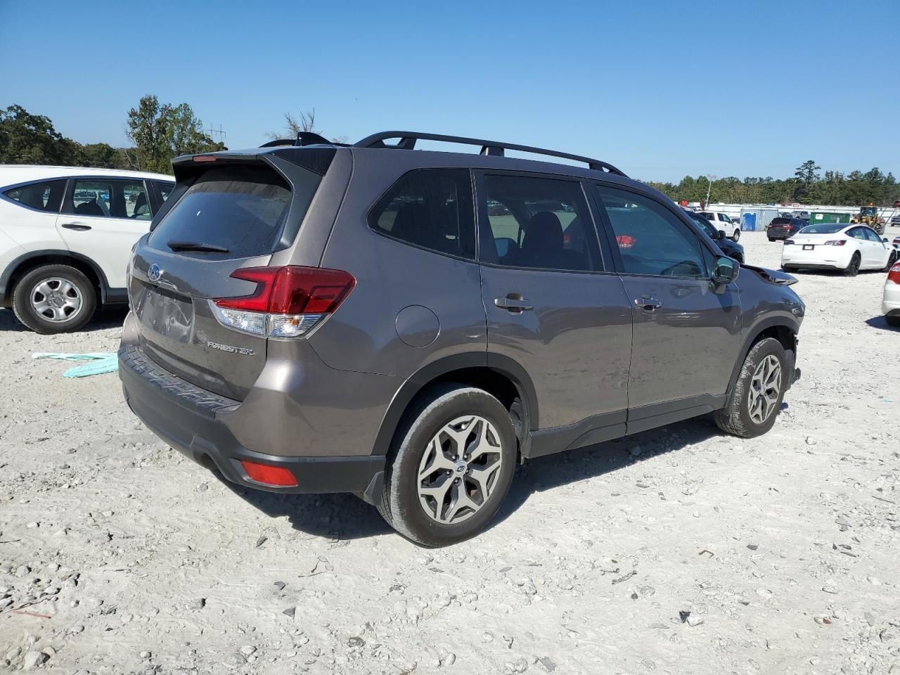 2024 Subaru Forester Premium - Image 3