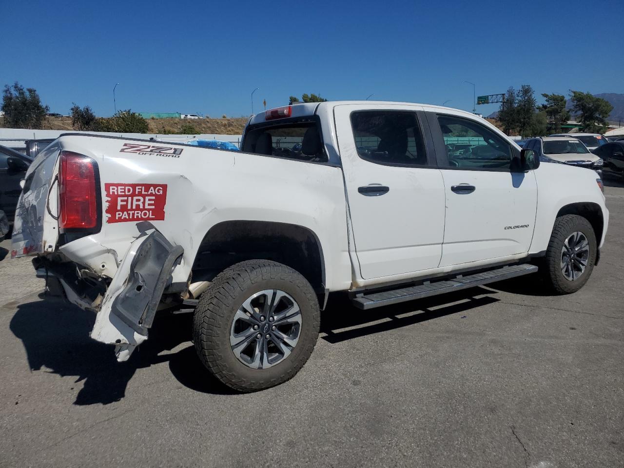 2022 Chevrolet Colorado Z71 - Фото 3
