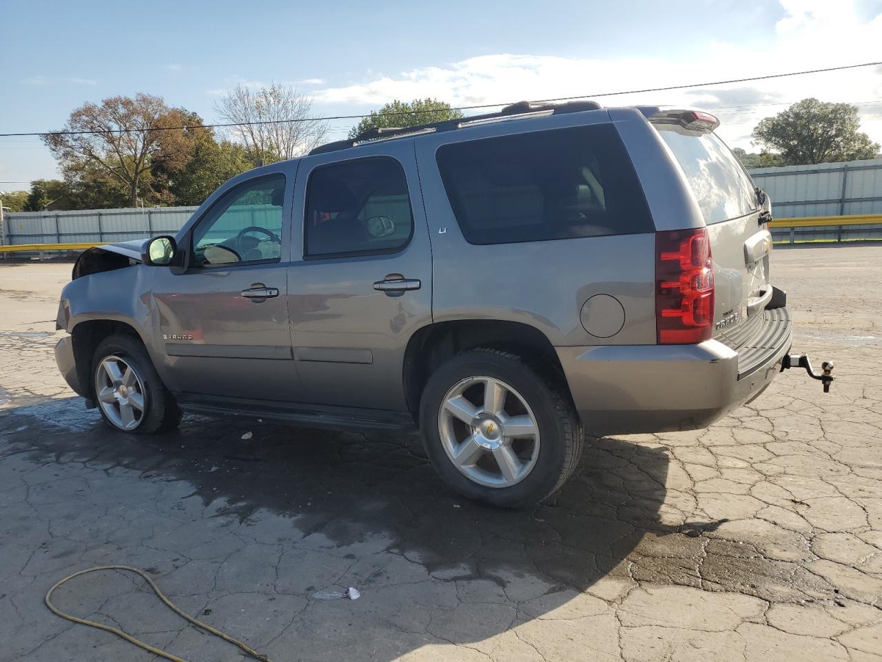 2007 Chevrolet Tahoe C1500 - Фото 2