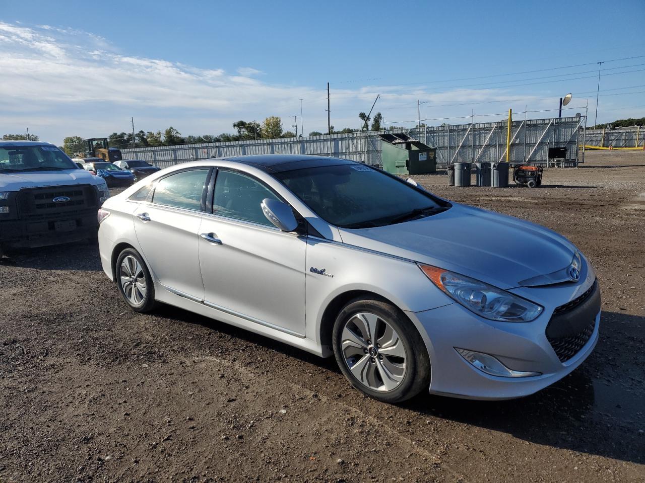 2015 Hyundai Sonata - Фото 4