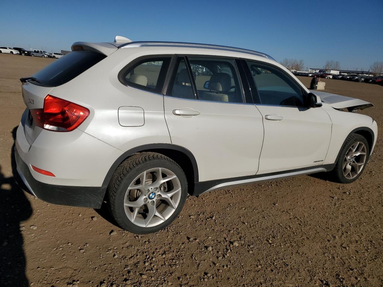 2015 BMW X1 xDrive28I - Фото 3