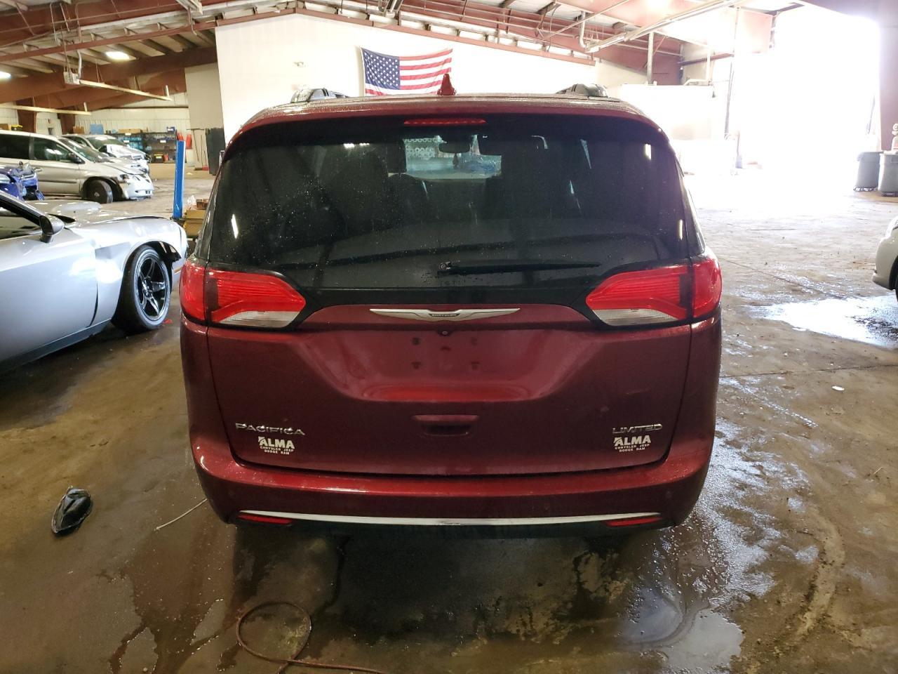 2017 Chrysler Pacifica Limited - Фото 6