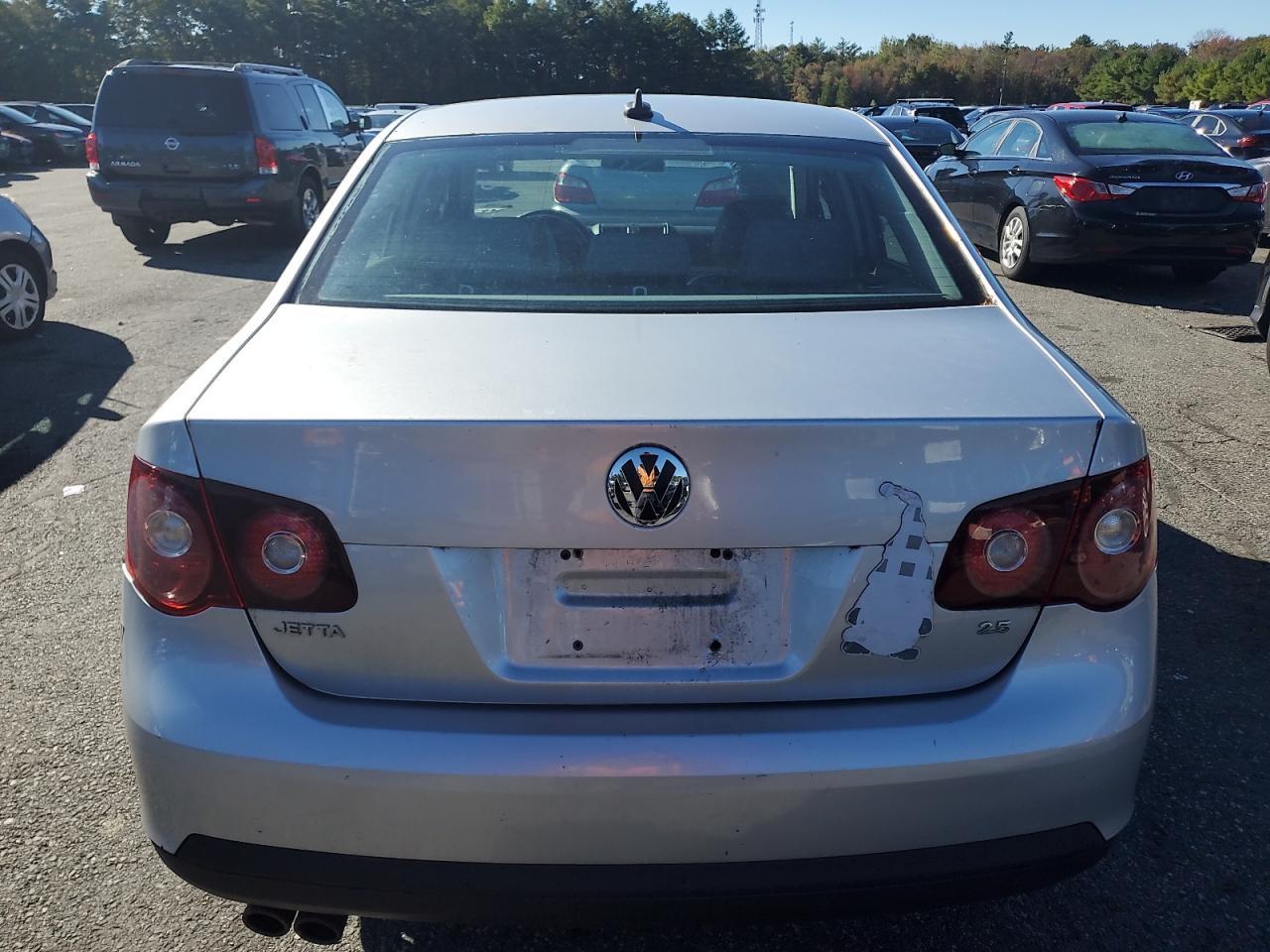 2008 Volkswagen Jetta Se - Image 6