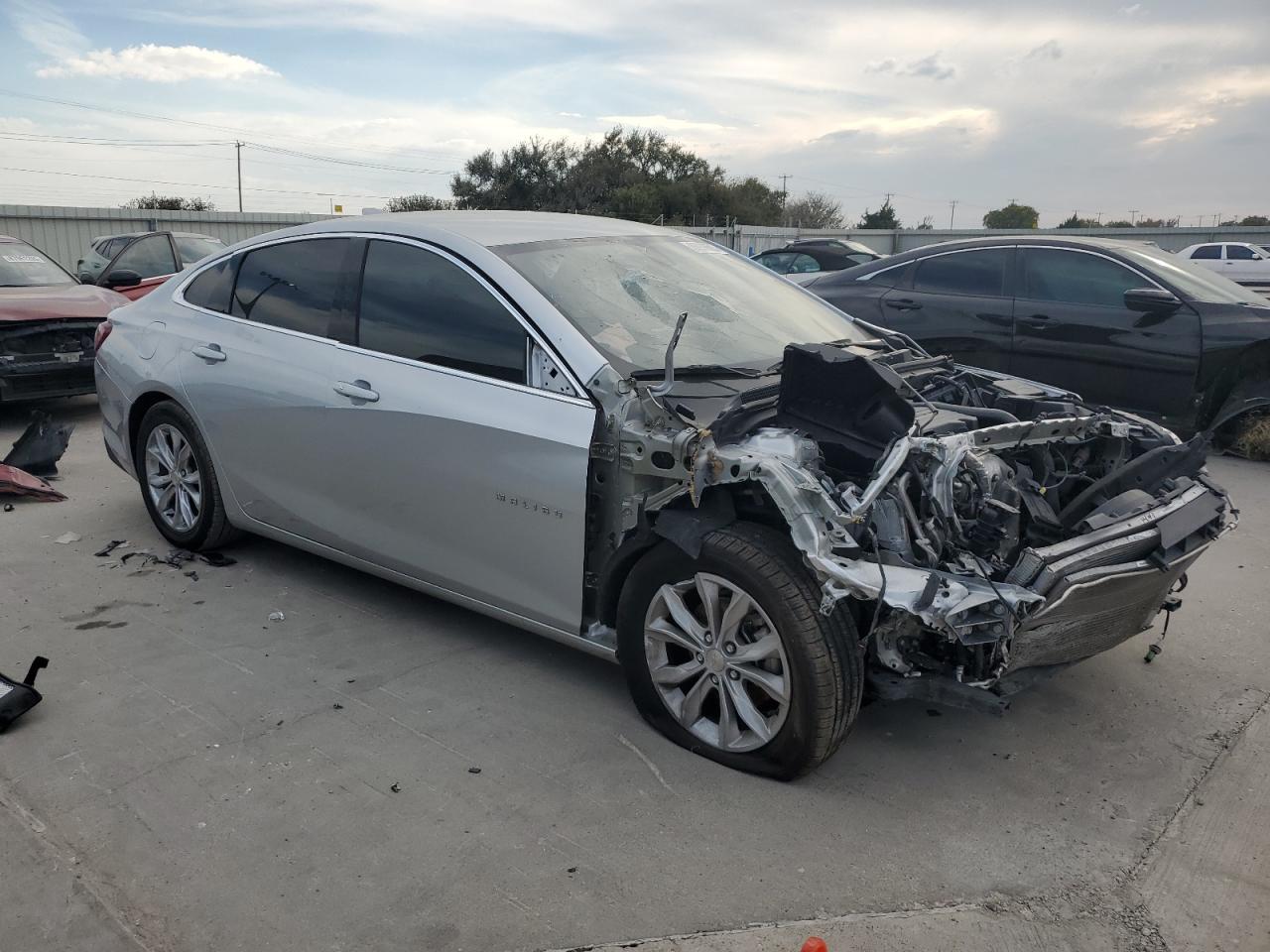 2022 Chevrolet Malibu Lt - Фото 4