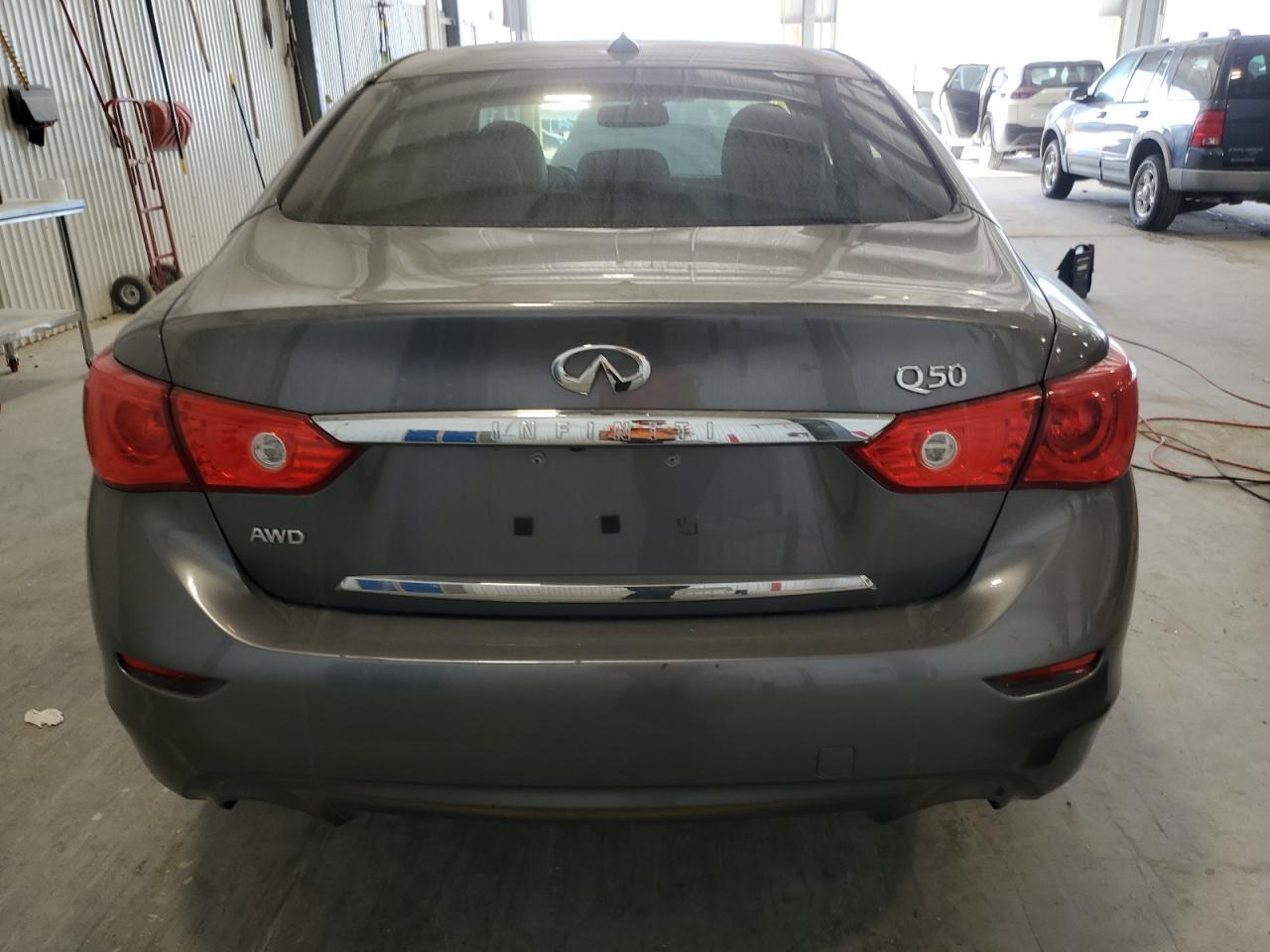 2017 Infiniti Q50 Premium - Image 6